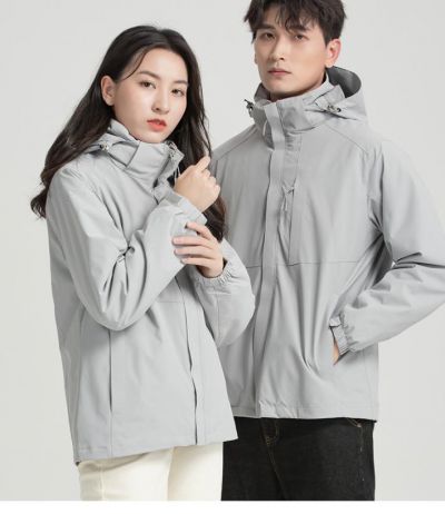 冲锋衣,羽绒衣,广告风衣